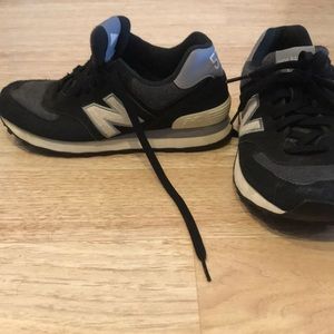Like new New Balance sneakers